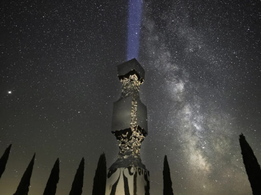 Helidon Xhixha | Reflexes – Sculture di Luce | 50th edition of Forme nel Verde