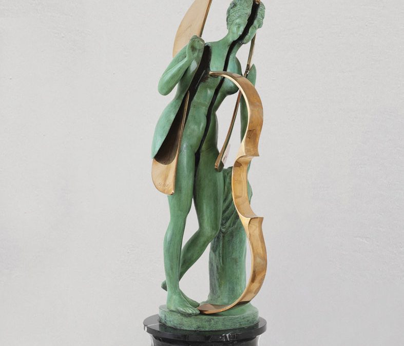 Venus with violin